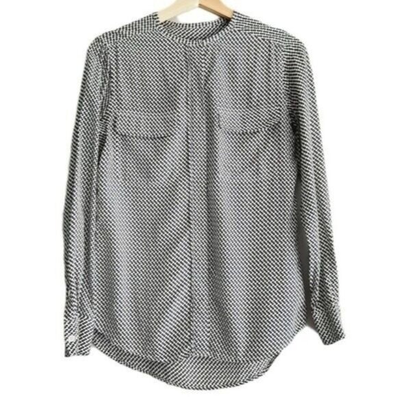 EQUIPMENT FEMME 100% Silk Button Down Blouse Geometric Print Sz XS - Picture 1 of 13